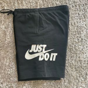 Black Nike Sweatshorts size large